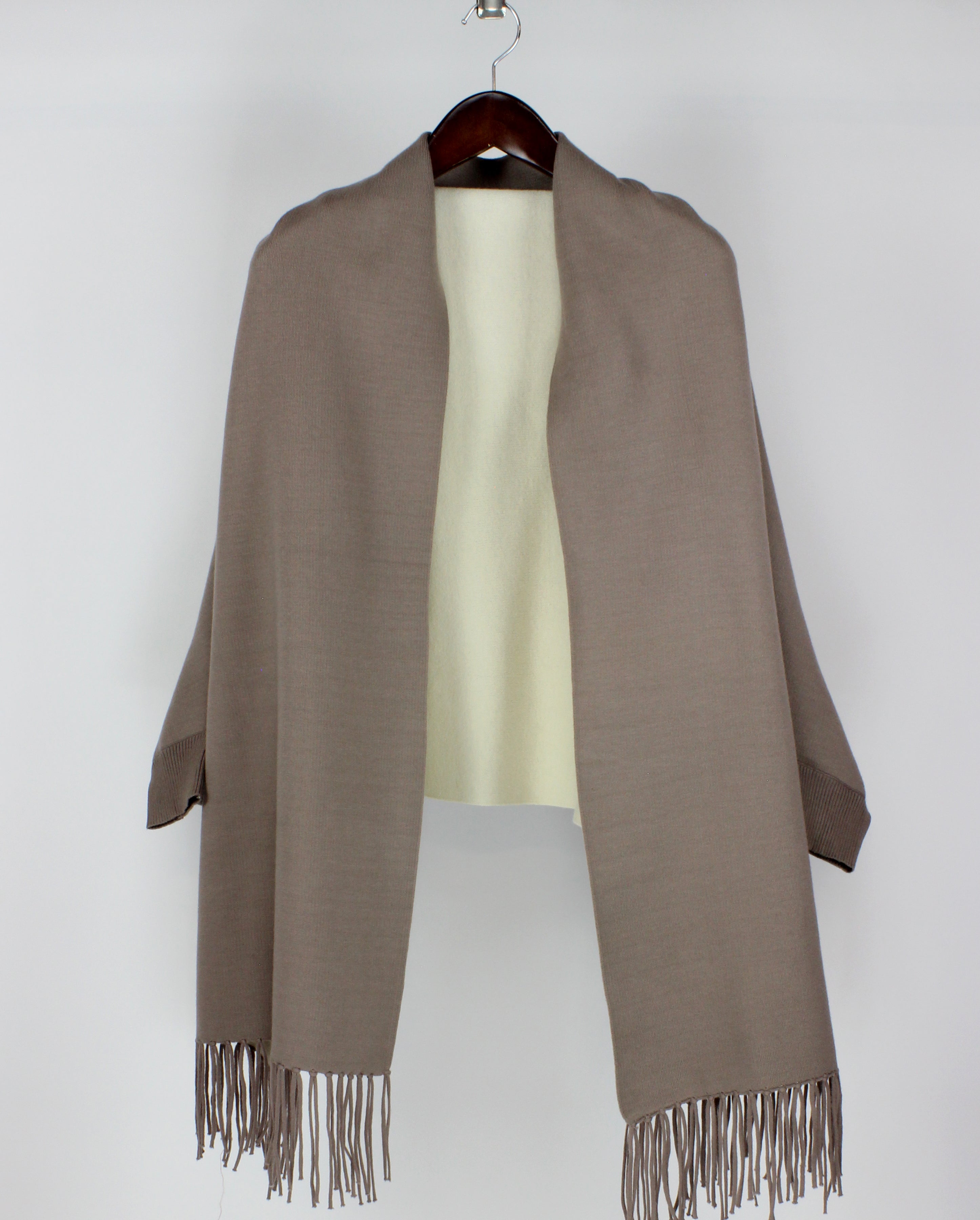 Shrap shawl-sweater-wrap - Artsy Abode