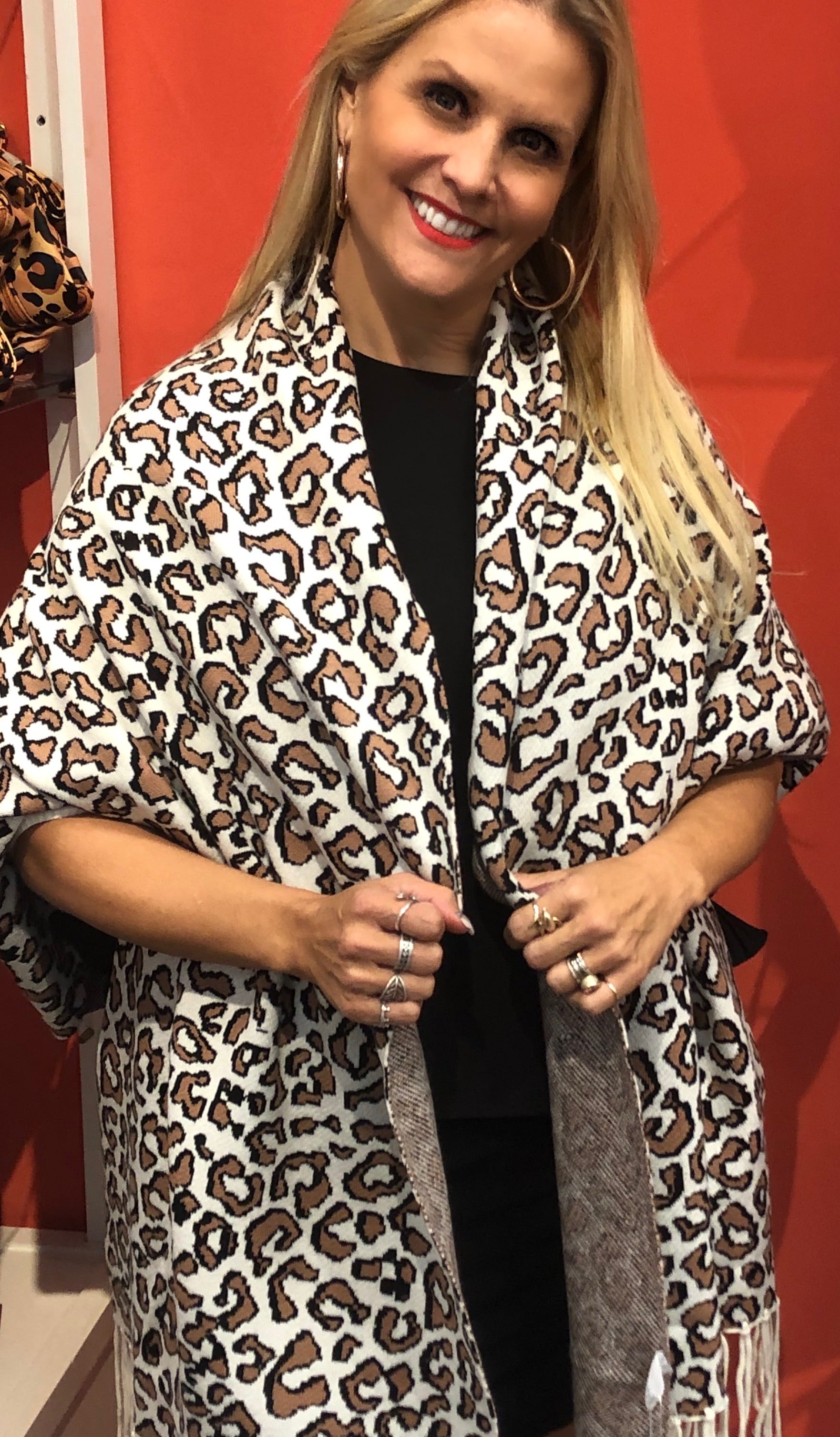 Shrap shawl-sweater-wrap - Artsy Abode